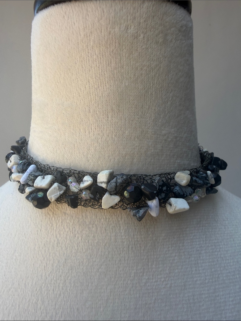 Handcrafted Gray Black & White Beaded Adjustable Choker Necklace - Picture 3 of 6